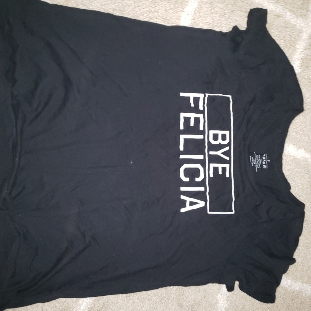 Torrid tshirt size 2